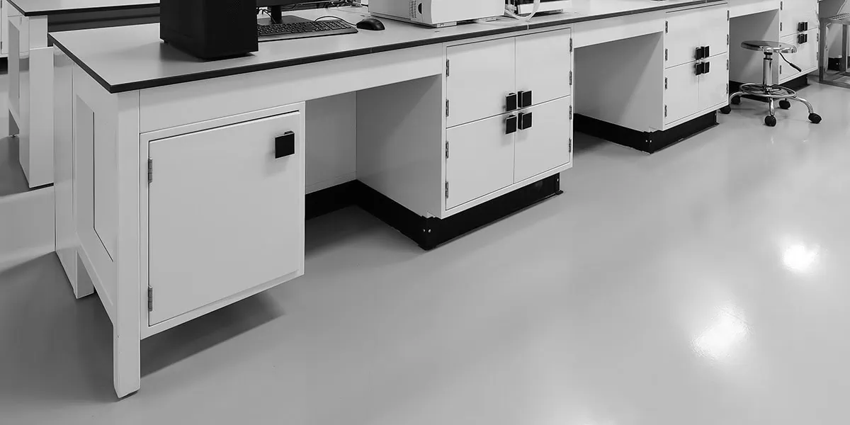 new-flooring-in-a-cleanroom