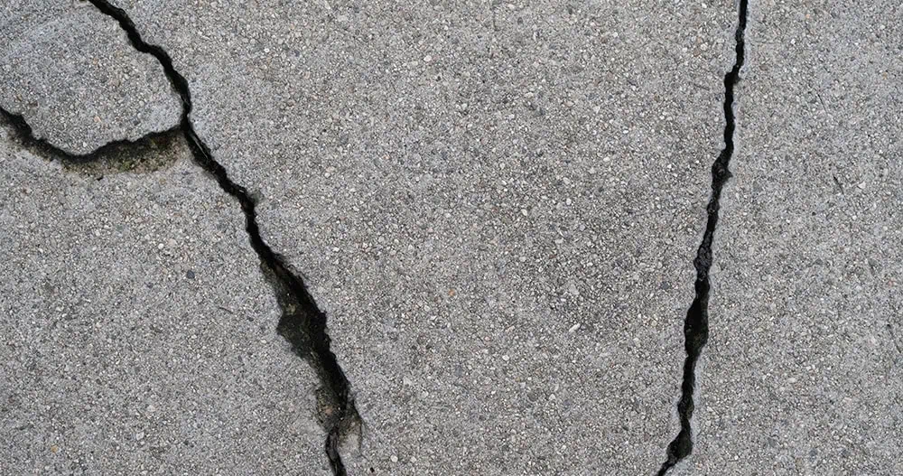 crack-in-floor